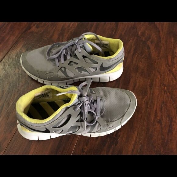 NIKE h20 repel RUNning sHOES WOMEN'S - Picture 7 of 8